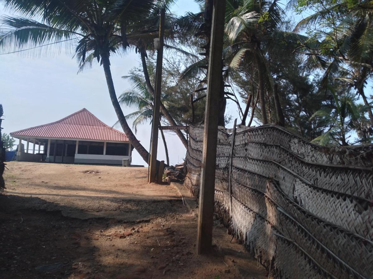 Happy Beach Guest House Hambantota Kültér fotó