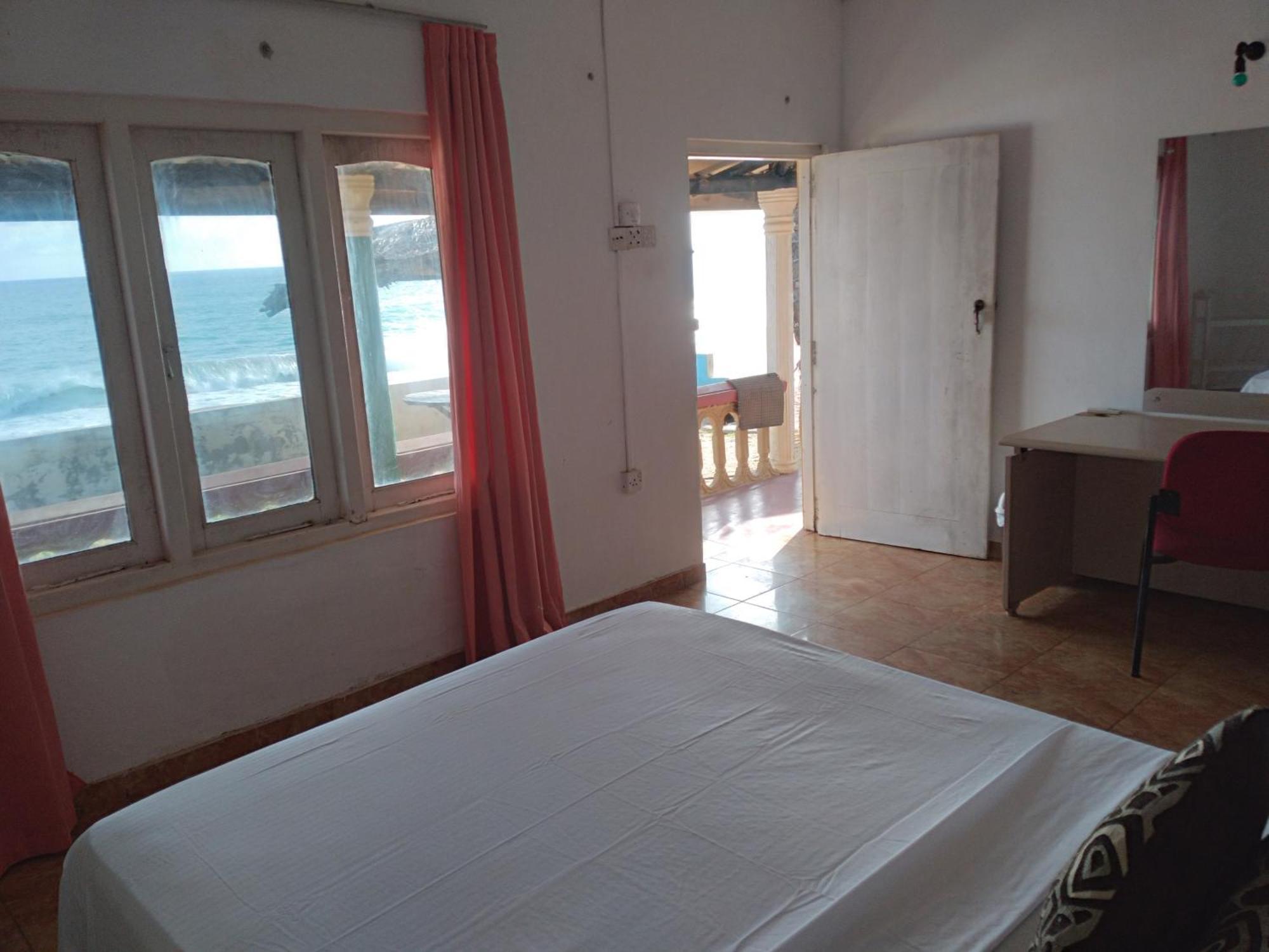 Happy Beach Guest House Hambantota Kültér fotó